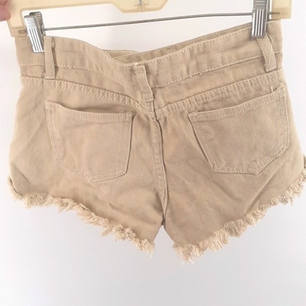 Size s tan unbranded cute shorts - Picture 5 of 9